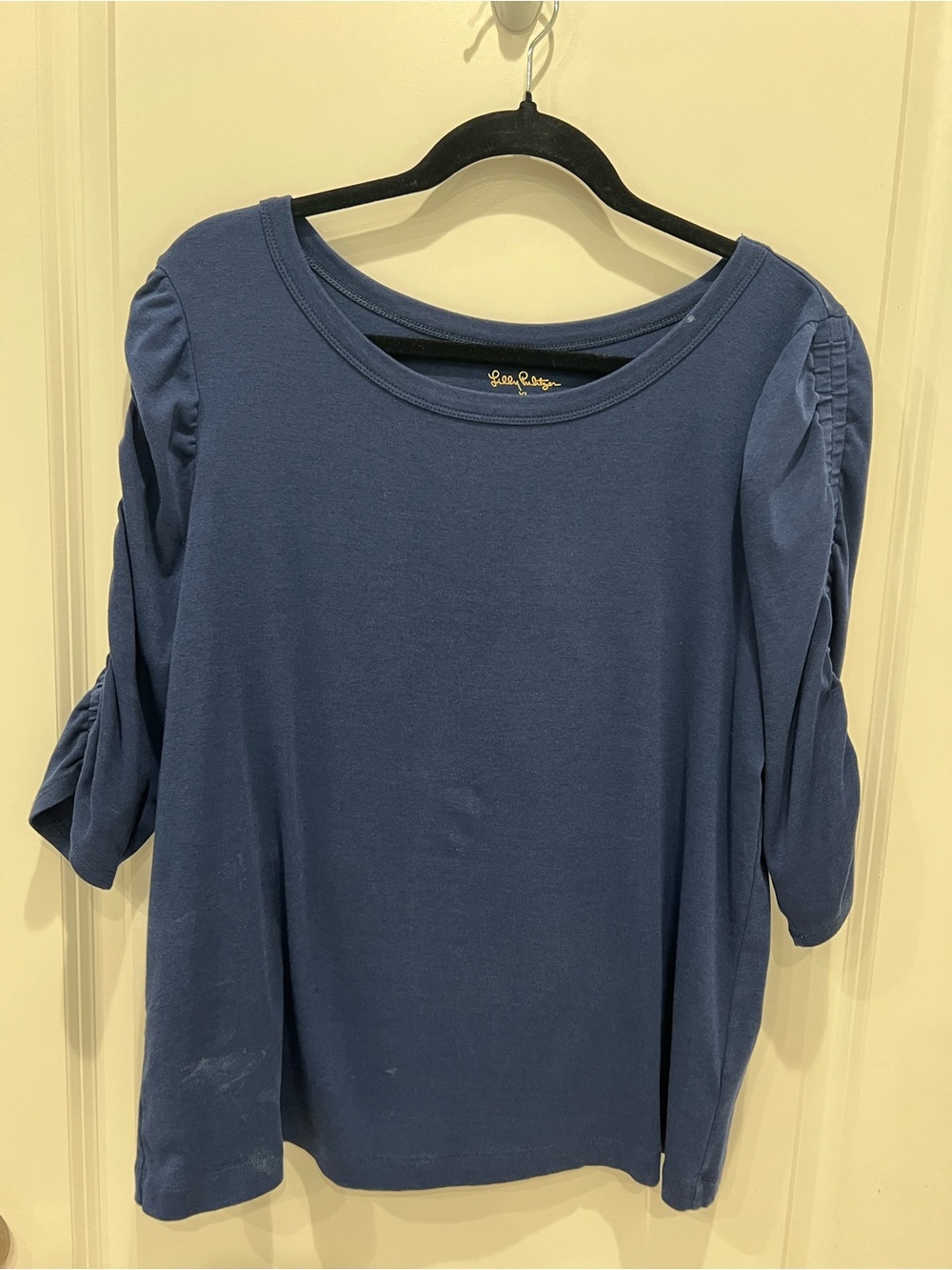 Lilly Pulitzer Slate Blue Ruched Sleeve Short Sleeve Tee - Picture 2 of 7